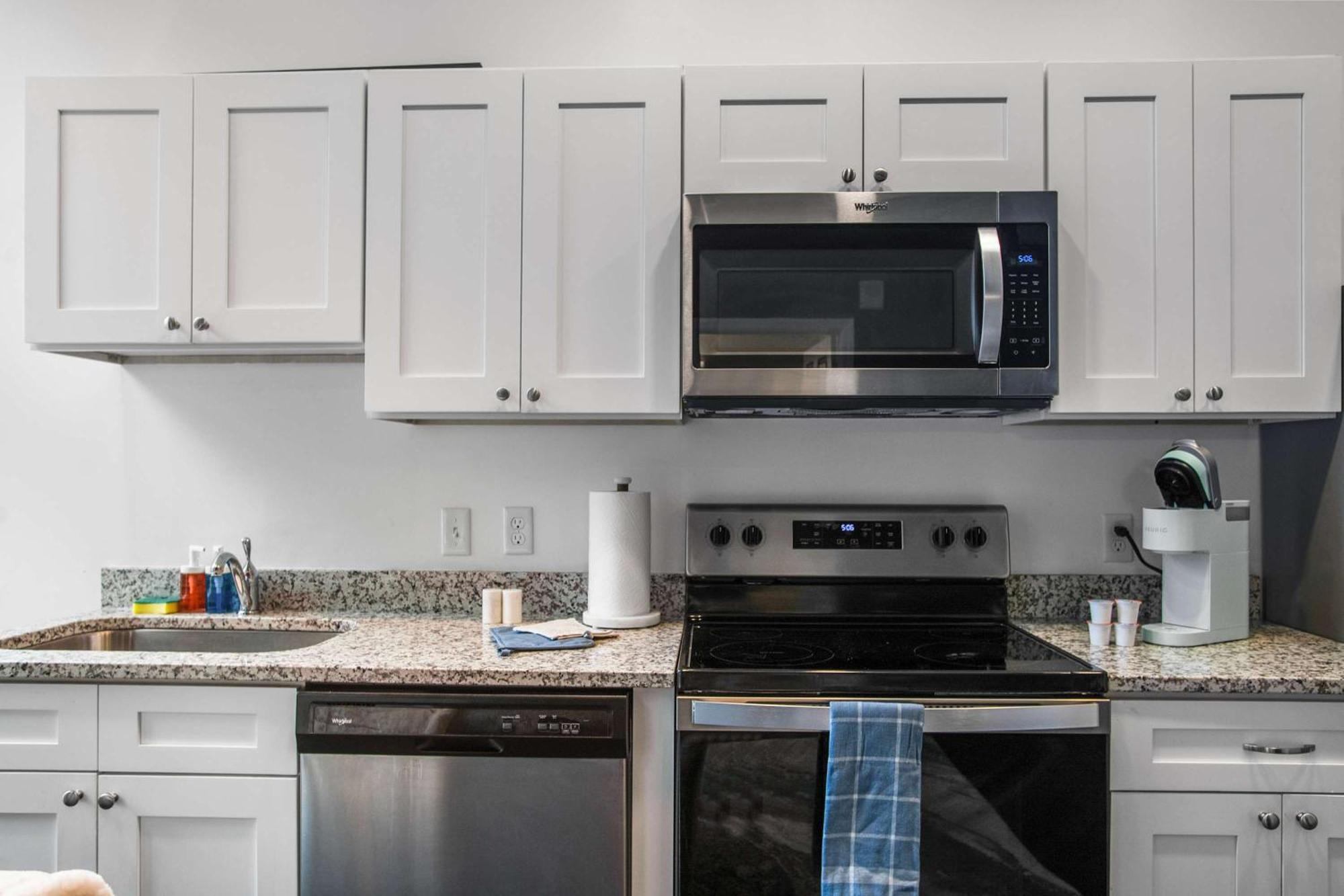 Apartment Cozysuites Stunning 1br In Downtown Pitts #24 *